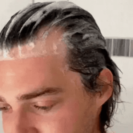 ¡Detén la Caída y Recupera tu Confianza con Disaar Hair Care™!