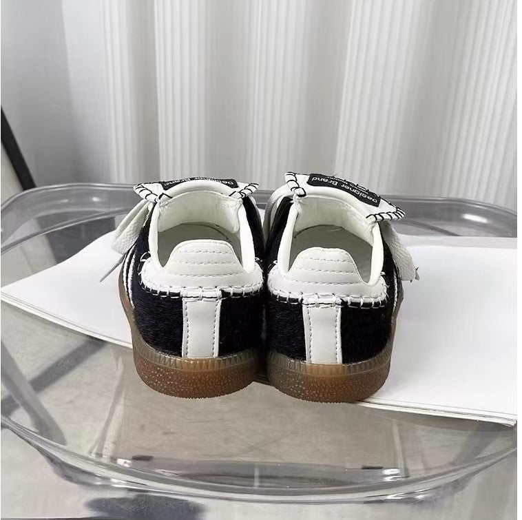 ¡UrbanStride™ – Estilo Clásico y Comodidad para Cada Día! 👟